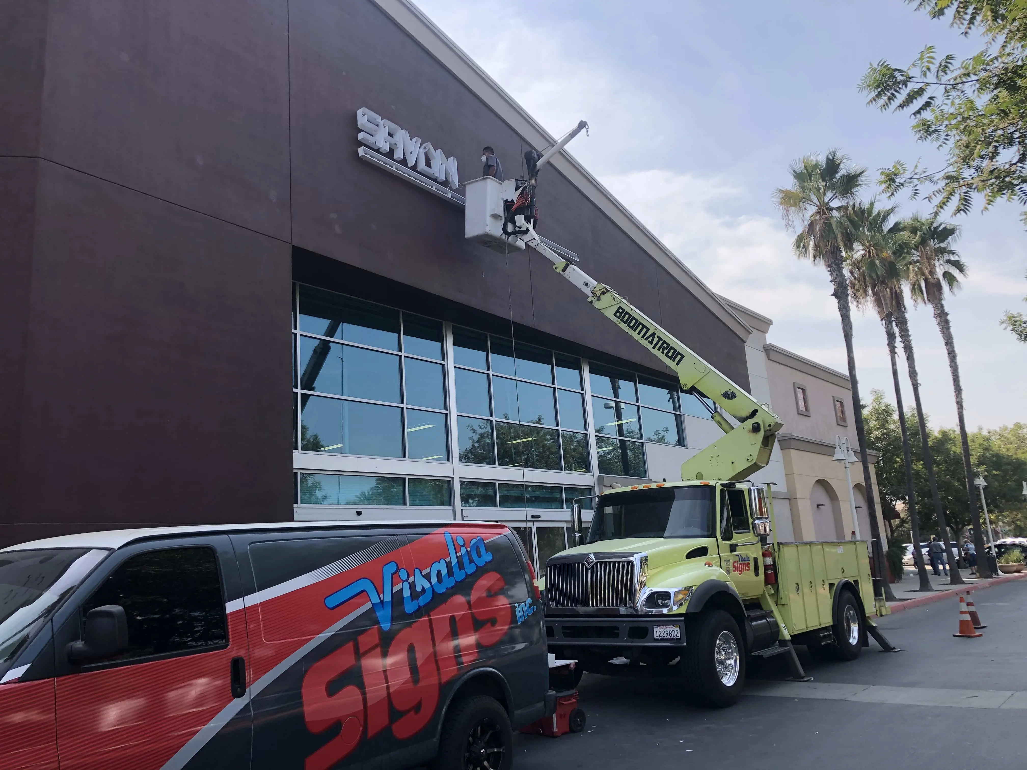 Sign installation Visalia CA