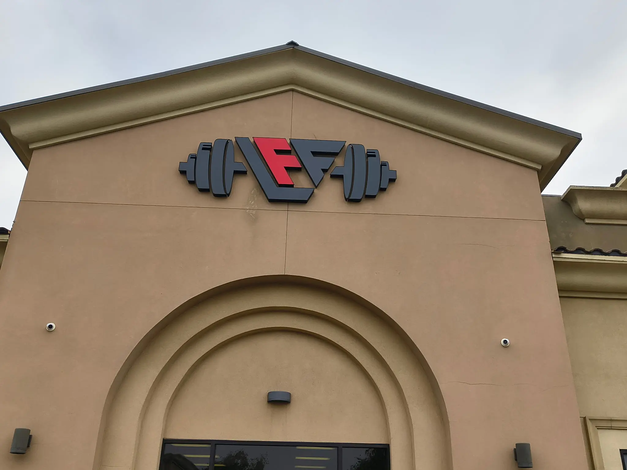 Business sign Visalia CA