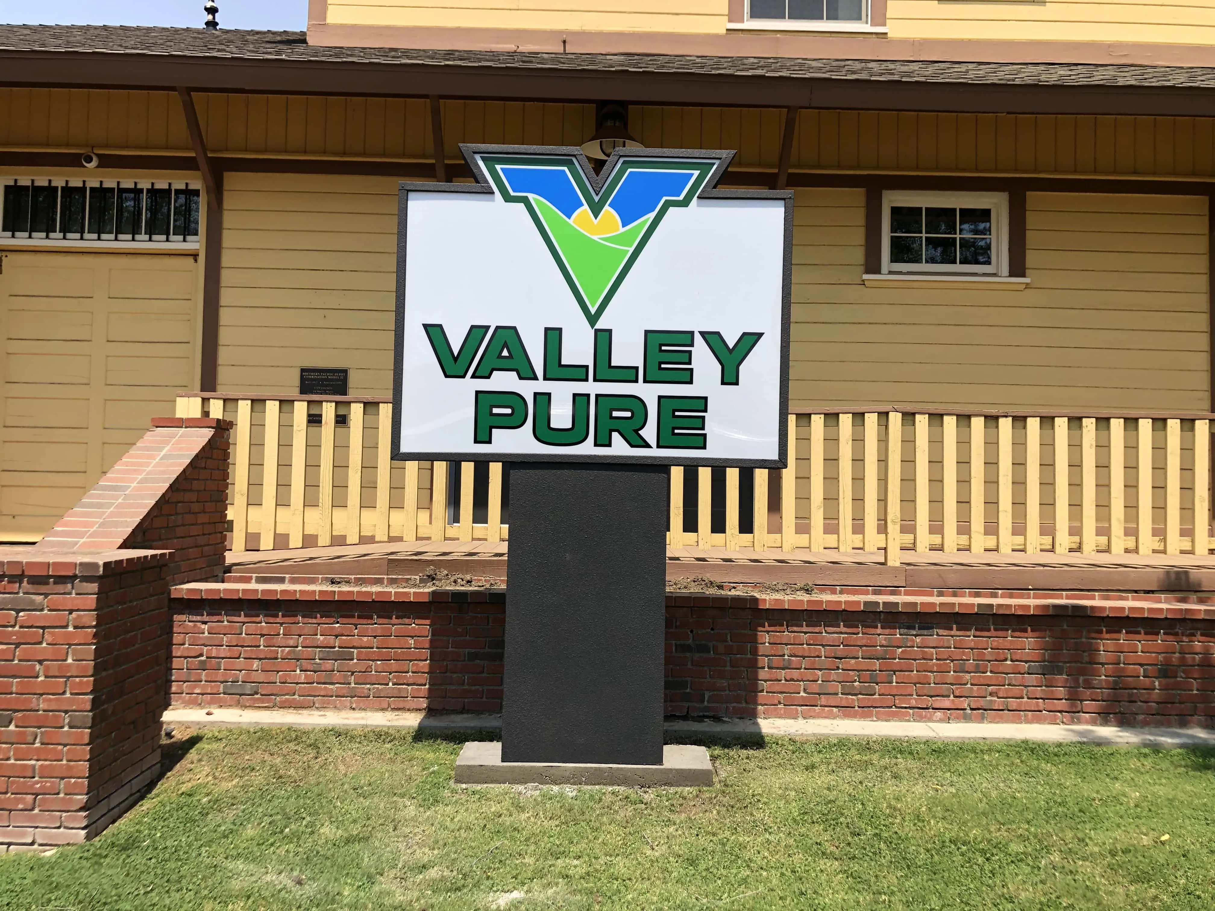 Custom monument Visalia