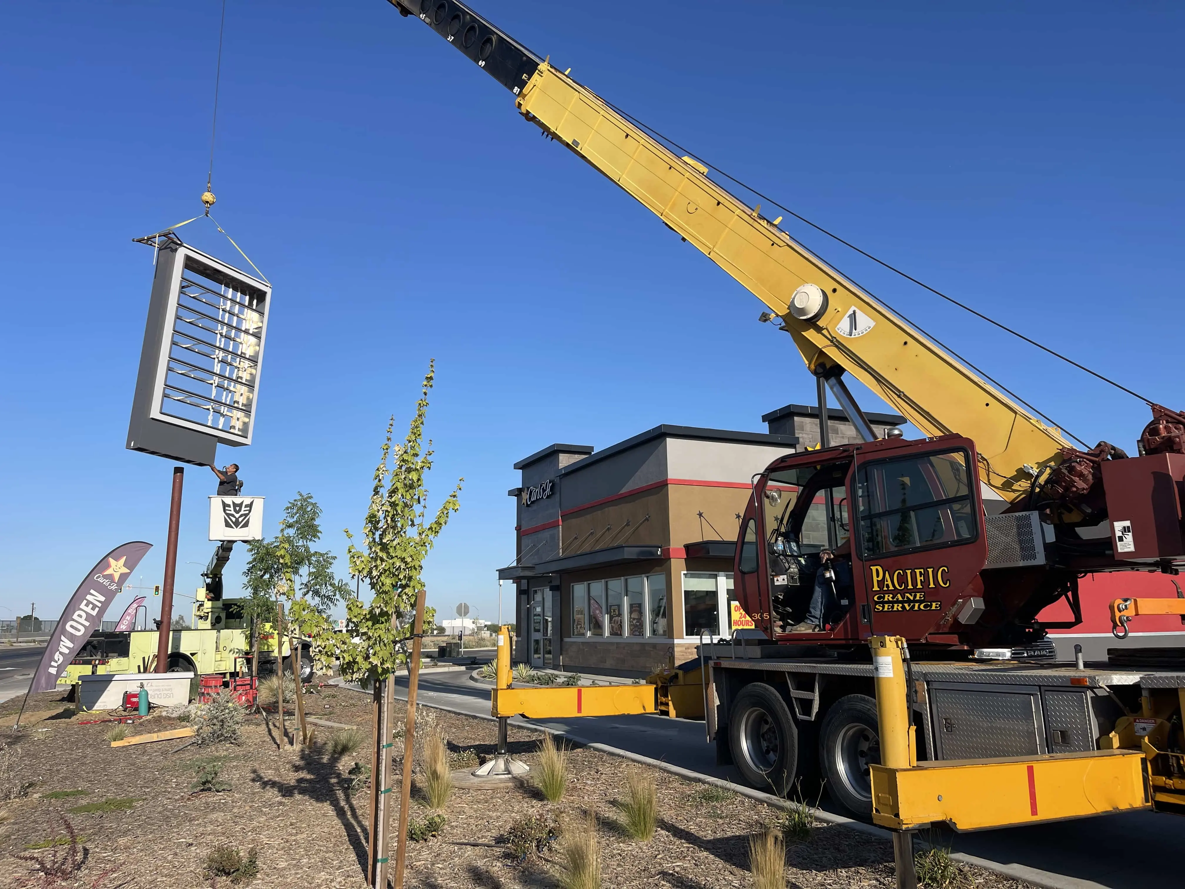 Monument sign Visalia CA